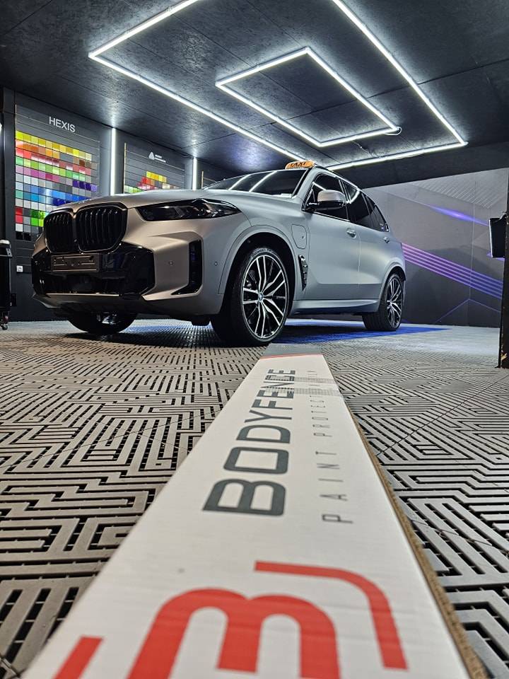 Société de covering automobile pour personnaliser votre carrosserie Martigues proche Port-de-Bouc