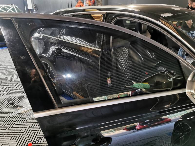 vitres teintée sur rs6 garanti a vie a salon de Provence dans les bouches du Rhône