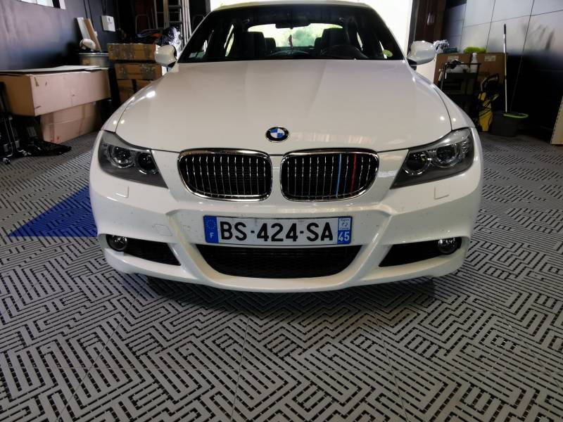 covering toit noir et rétros noir sur BMW a port de bouc