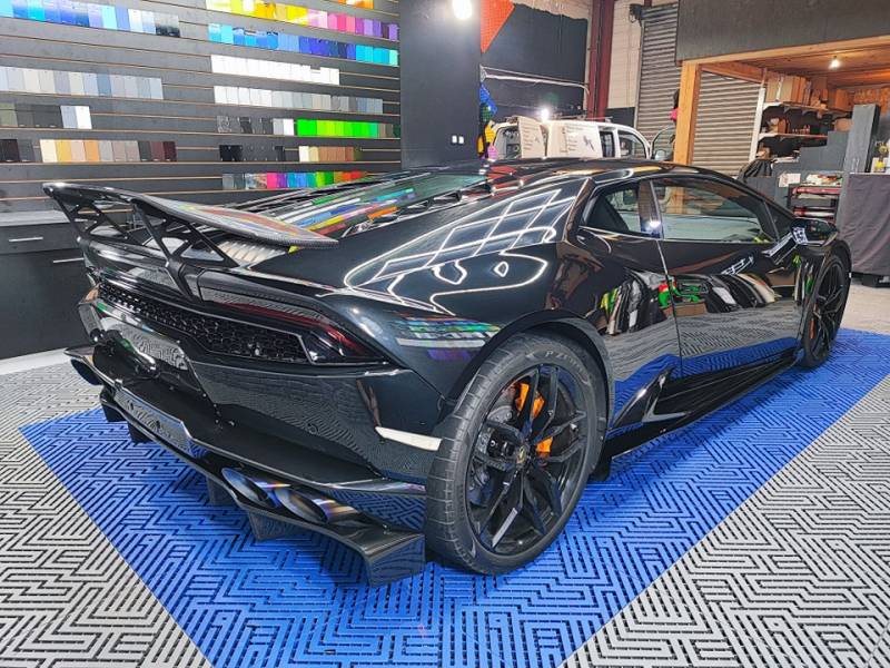 Covering Lamborghini Huracan