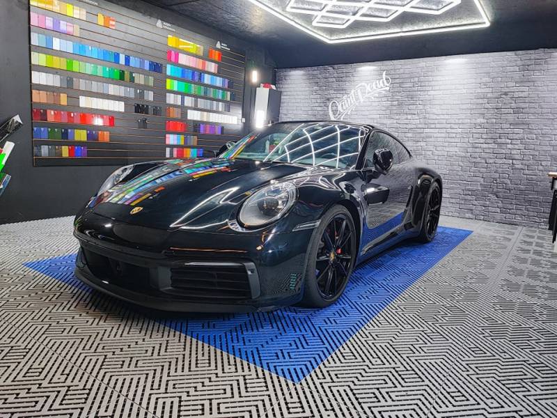 Covering Porsche 911 type 992 carrera 4s
