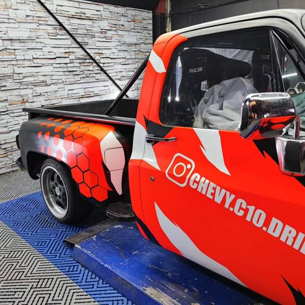 Covering Chevrolet C10