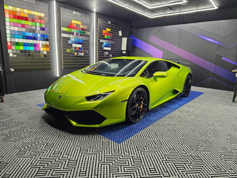 Covering Lamborghini