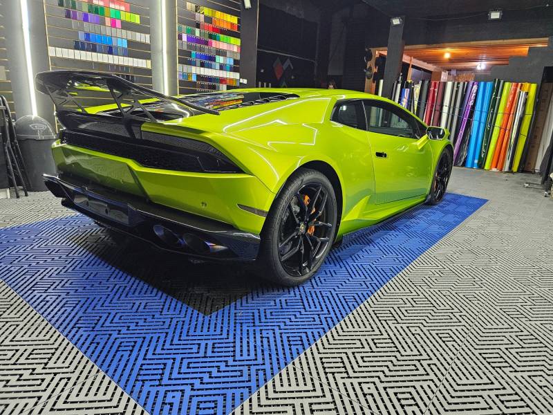 Covering Lamborghini