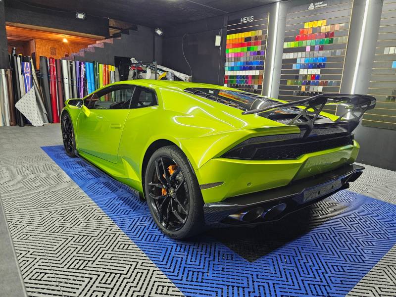 Covering Lamborghini