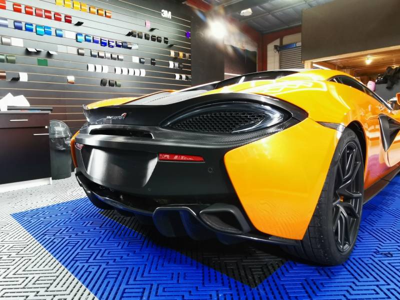 Covering sur McLaren 570s a Fos sur mer dans les Bouches du Rhône