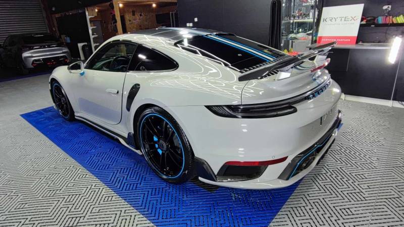 Covering porsche 911/992 turbo s techart