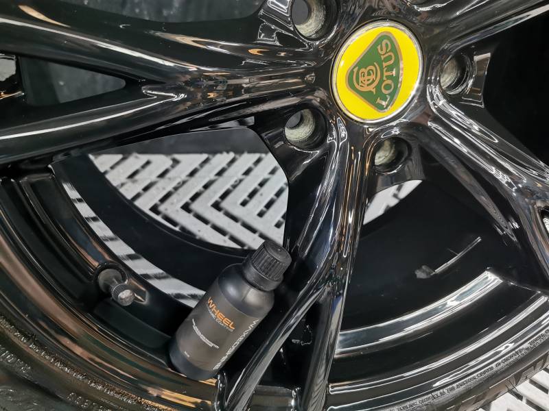 covering de protection xpel sur lotus exige a fos sur mer pres de salon de provence dans les bouches du rhone