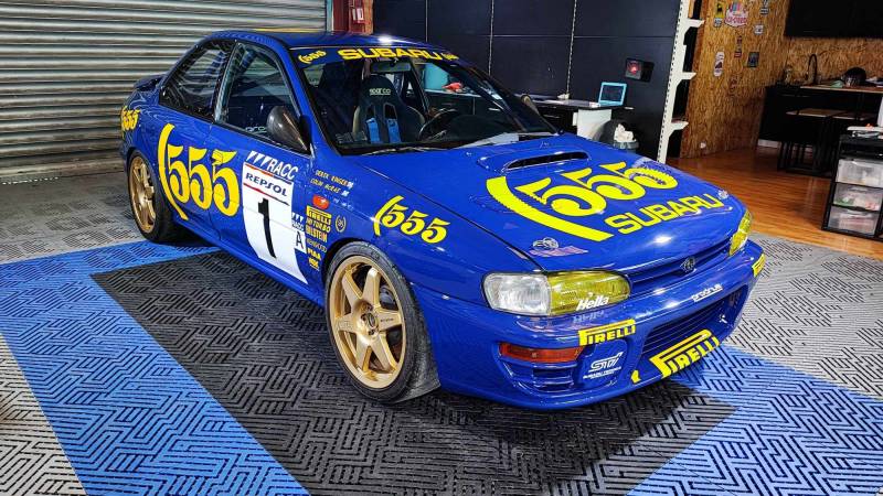 Covering reproduction sur subaru impreza WRC de colin MCrae