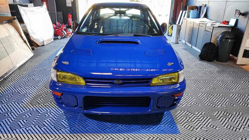 Covering reproduction sur subaru impreza WRC de colin MCrae